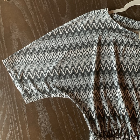 Emma & Michelle women’s white gray chevron midi dress pockets size 8 casual - Picture 7 of 16